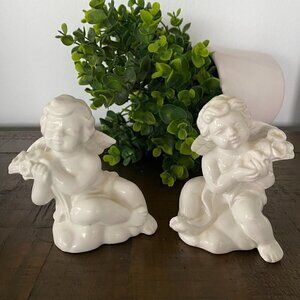 Omnibus Korea 1993 Cherub Salt and Pepper Shakers